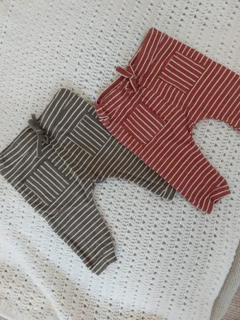 Lot pantalons 1-2 mois