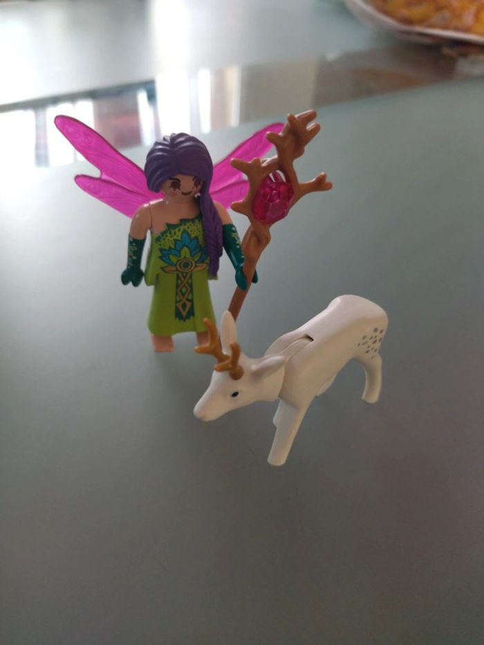 Playmobil fée et son chevreuil