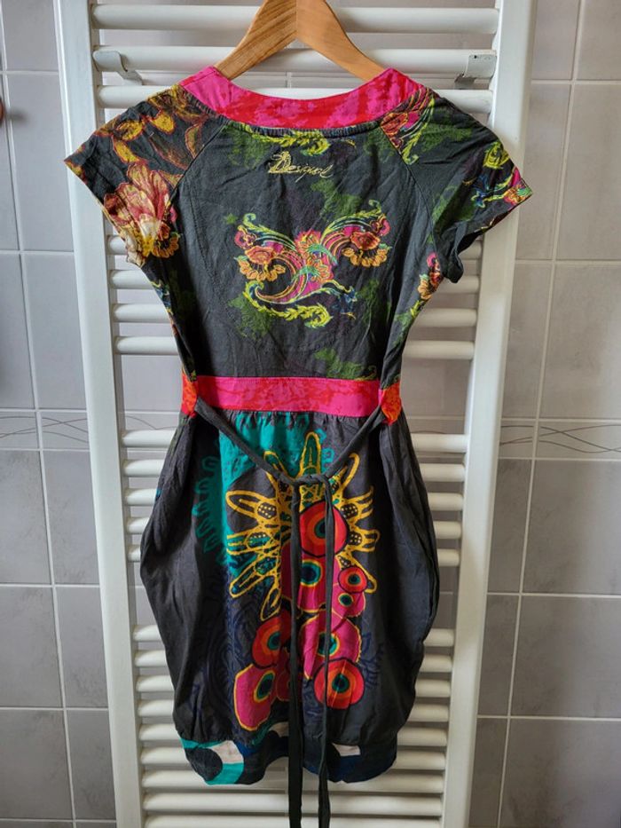 Robe manches courtes - photo numéro 2