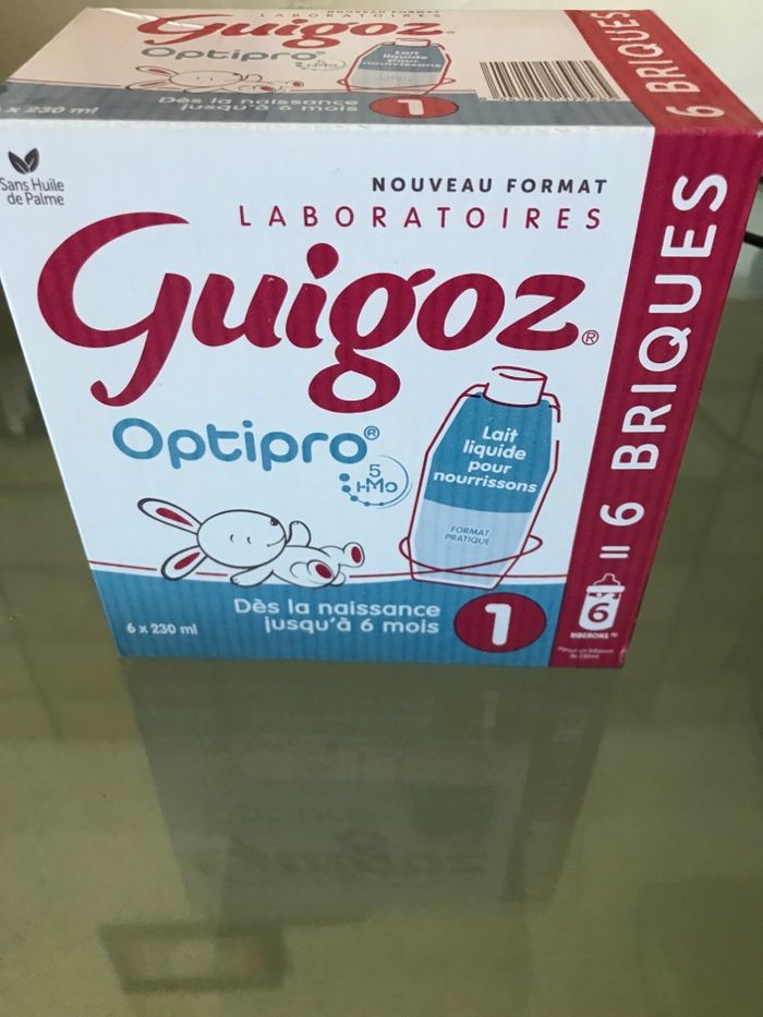 Lot petit pot bébé et lait guigoz 1 er âge - photo numéro 5