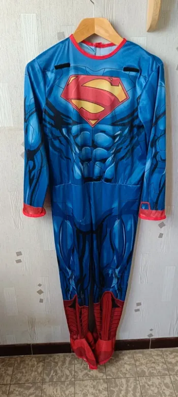 495- costume superman, Taille L