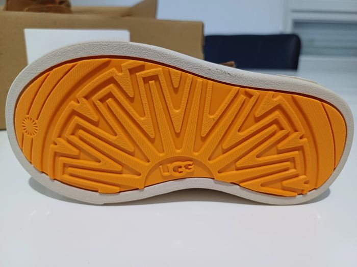 Bottines UGG - photo numéro 4