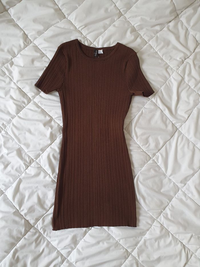 Robe marron - photo numéro 2