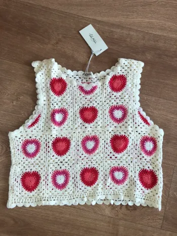 Haut Top crochet été beige coeur rouge rose coton
