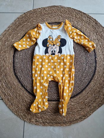 Joli pyjama Minnie Disney Orchestra taille 12 mois