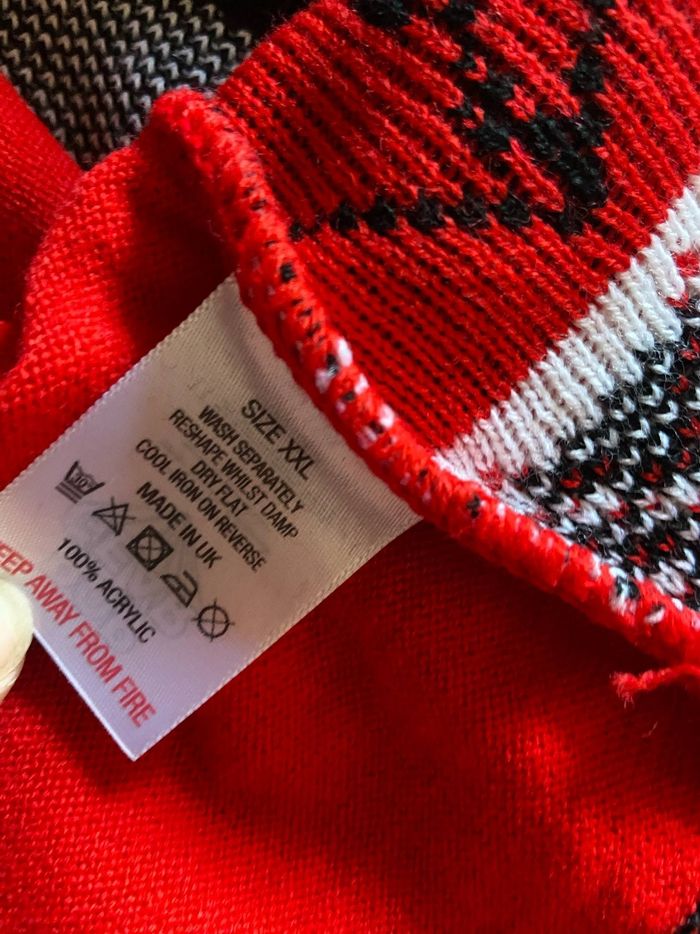 Pull moche de noël WWE Shawn Michaels rouge et noir taille Xxl - photo numéro 4