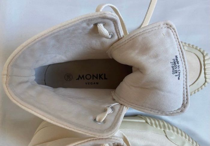 Paire de baskets montantes végan couleur crème Monki pointure 36 - photo numéro 7