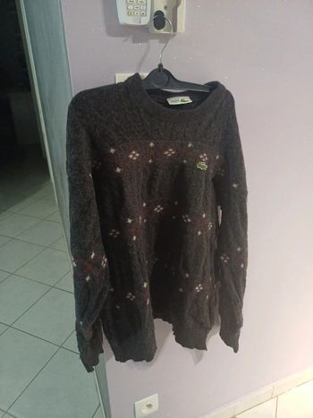 Pull Lacoste bon état logo brodé vert