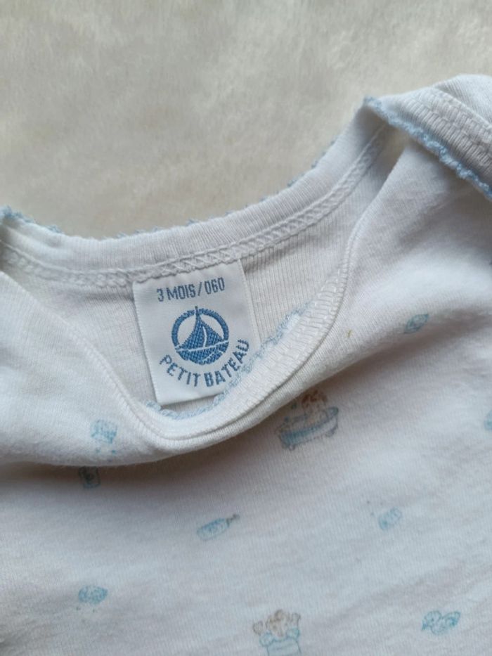 Lot bodies 3 mois Petit Bateau - photo numéro 9