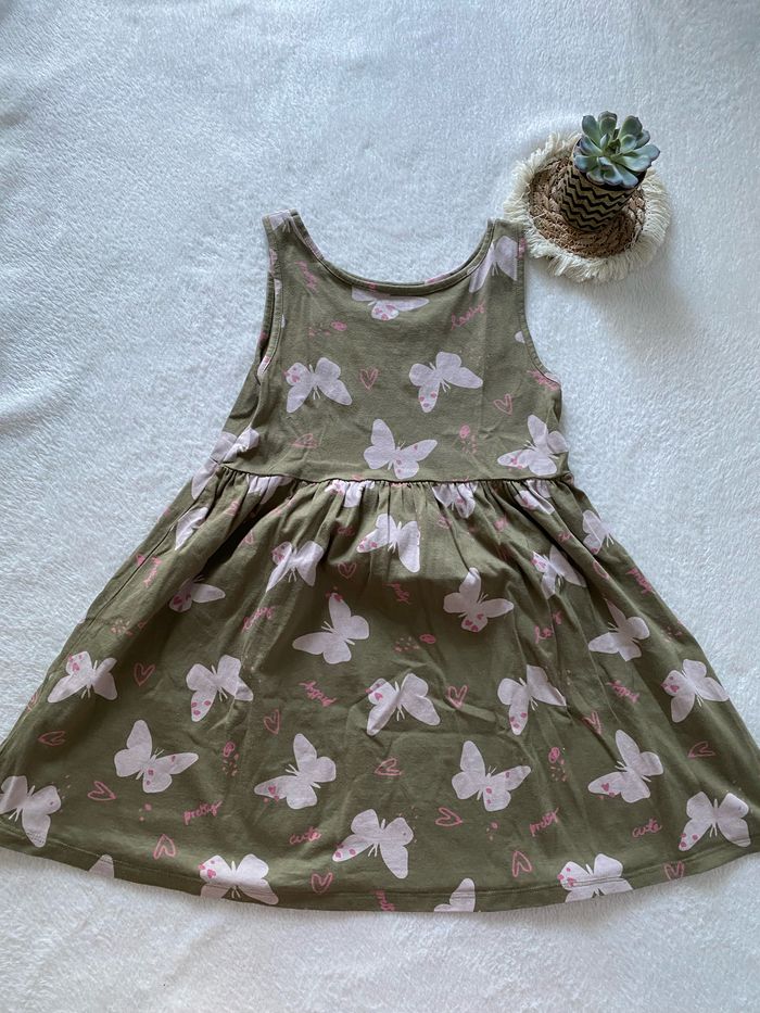 Robe 8 ans - photo numéro 3