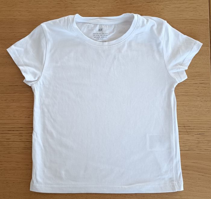 LOT : 6 t-shirts col rond manches courtes coton H&M unis 2-4 ans fille - photo numéro 9
