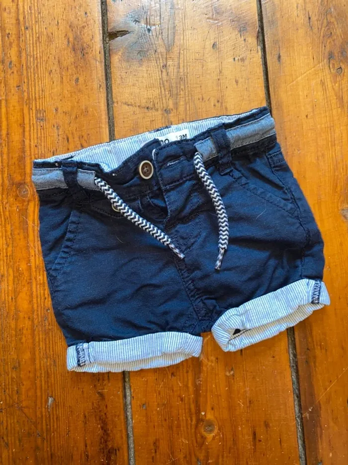 Short 3 mois