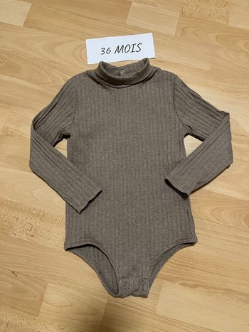 Body hiver manches longues col roulé Kiabi 36mois