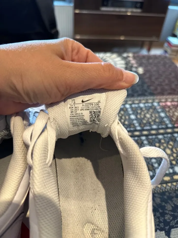 Nike Ebernon Low pointure 38,5 EUR - photo numéro 5