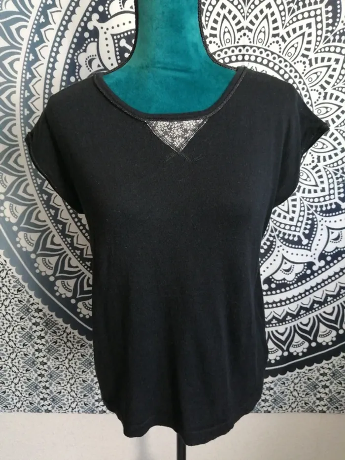 Tee-shirt noir bi matière pull et voile fleuri dans le dos avec fermeture / season / (M) - photo numéro 2