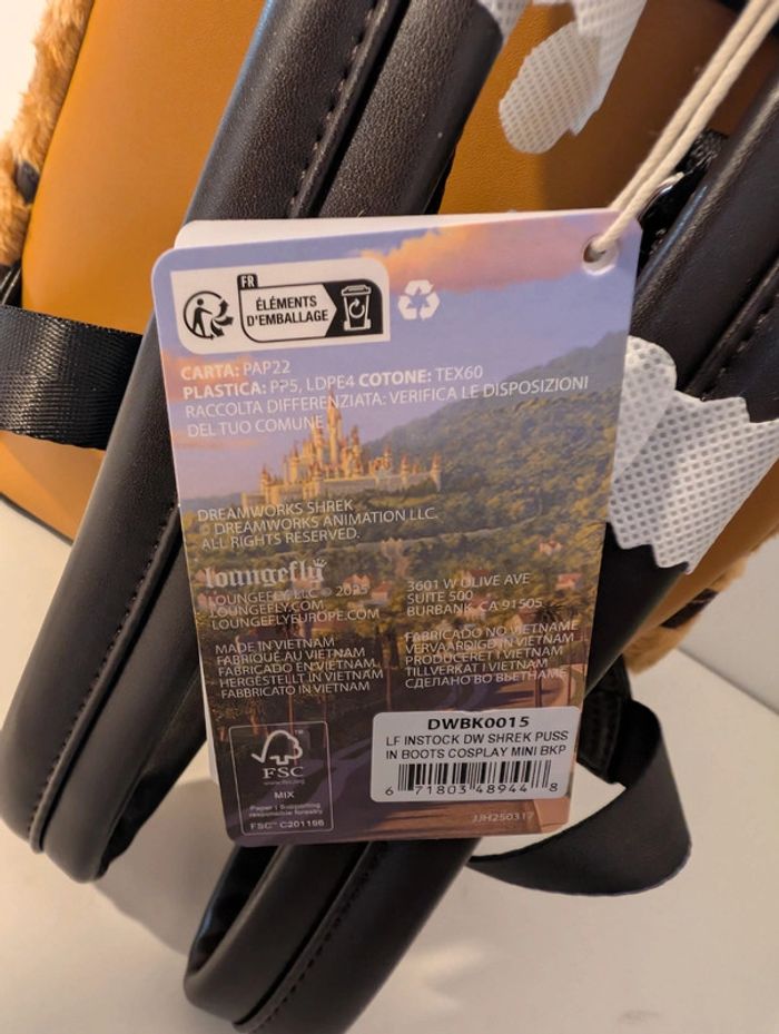 Loungefly : Shrek  - Le Chat Potté - Mini Sac à Dos LoungeFly - photo numéro 4