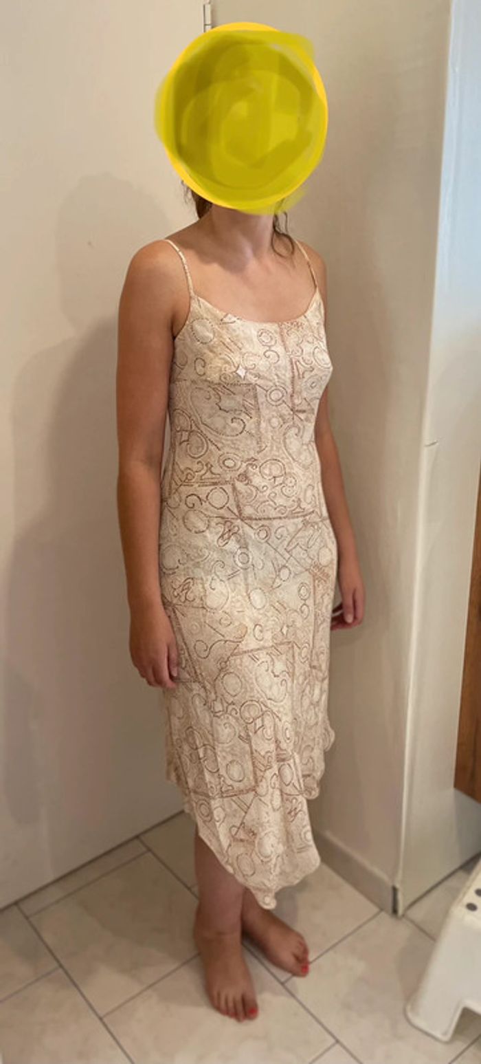 Robe beige t38