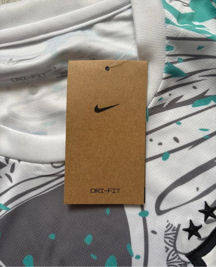 Maillot de foot Brésil taille S - photo numéro 3