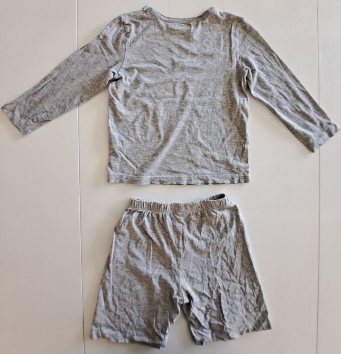 Pyjama short garçon 5 ans TBE - photo numéro 3