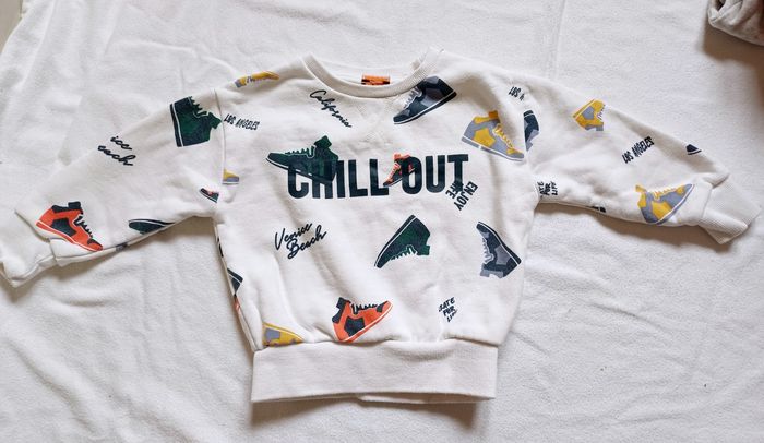 Lot de pulls et gilets Taille 24 mois - photo numéro 3