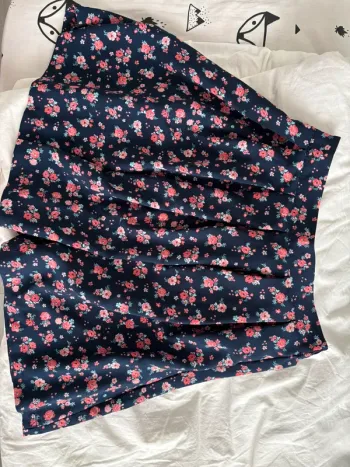 Jupe court imprimée floral