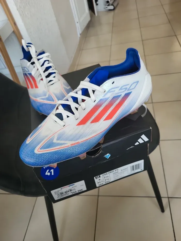 Crampons moulés Adidas F50 Pro FG - photo numéro 5