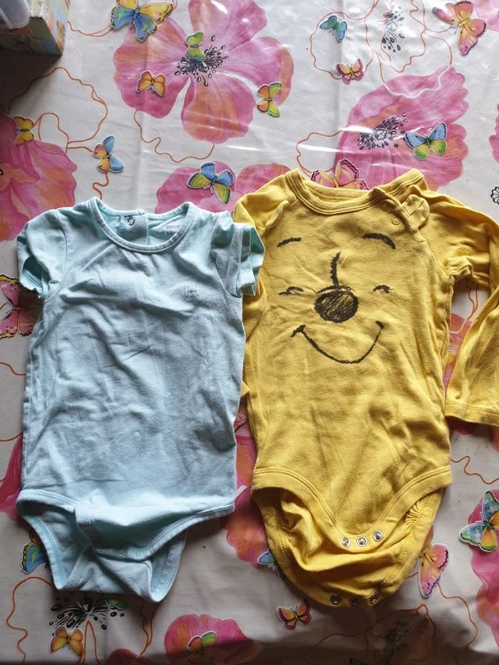 Lot de 2 body bébé 12mois