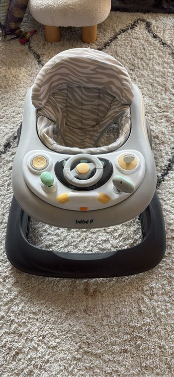 Trotteur bébé 9