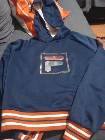 Pull à capuche taille 15/16ans fila 170/176cm