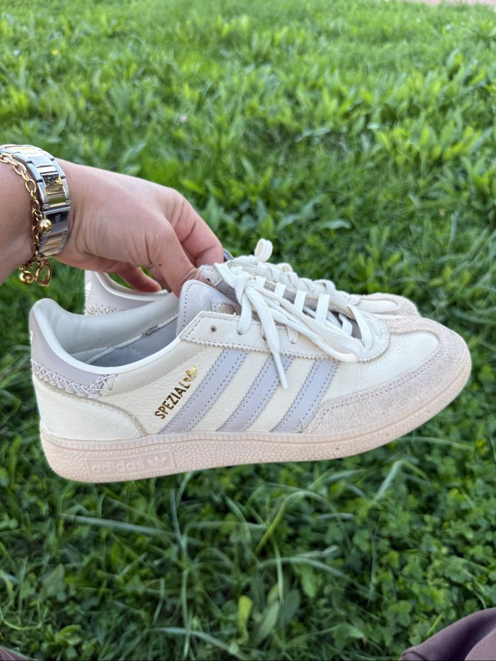 Adidas Spezial beige
