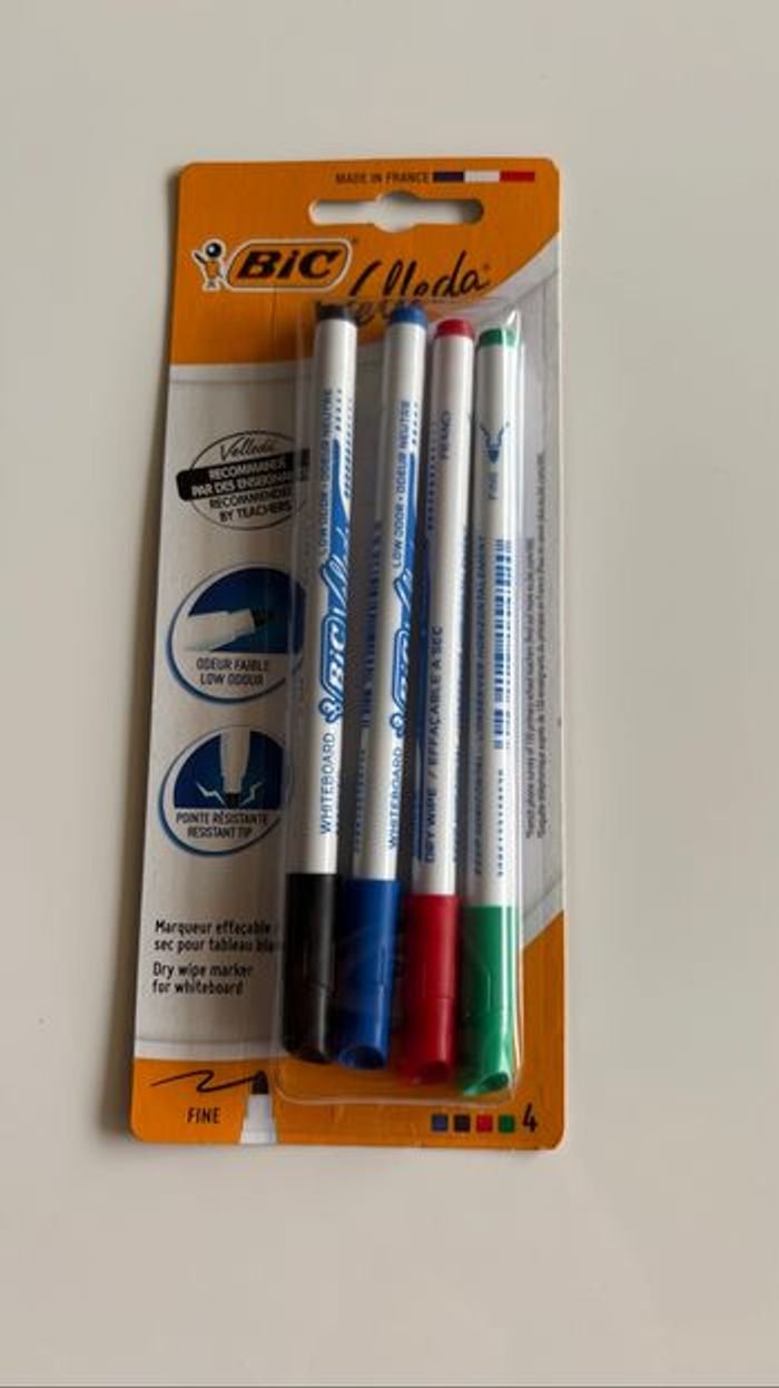4 marqueurs effaçables Velleda BIC