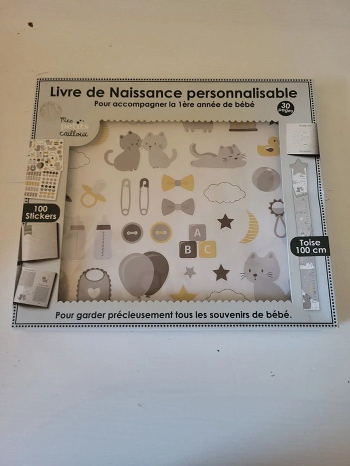 Livre de naissance personnalisable neuf
