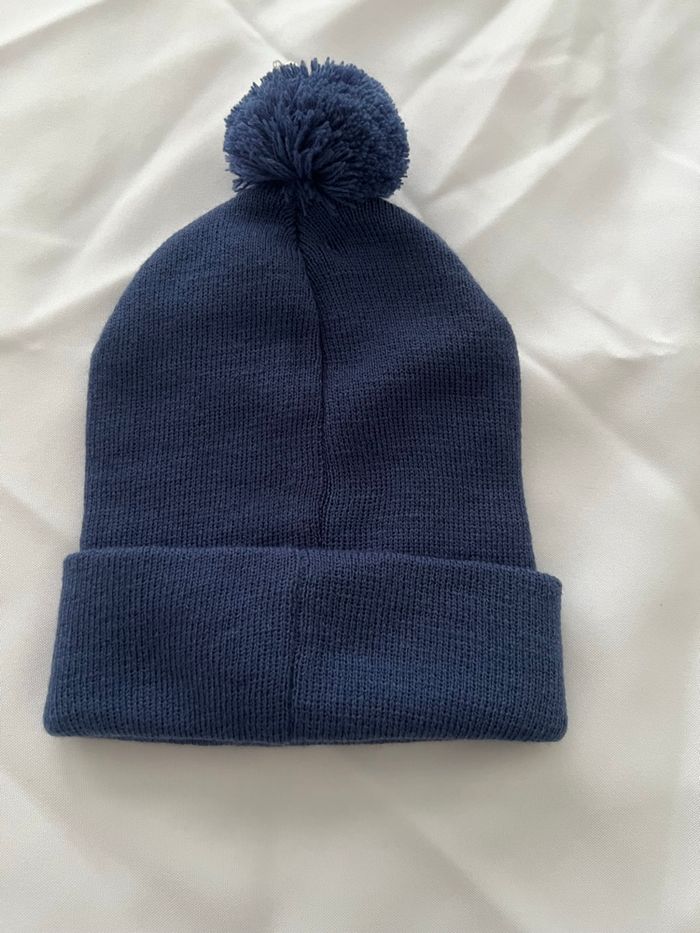 Bonnet - photo numéro 2