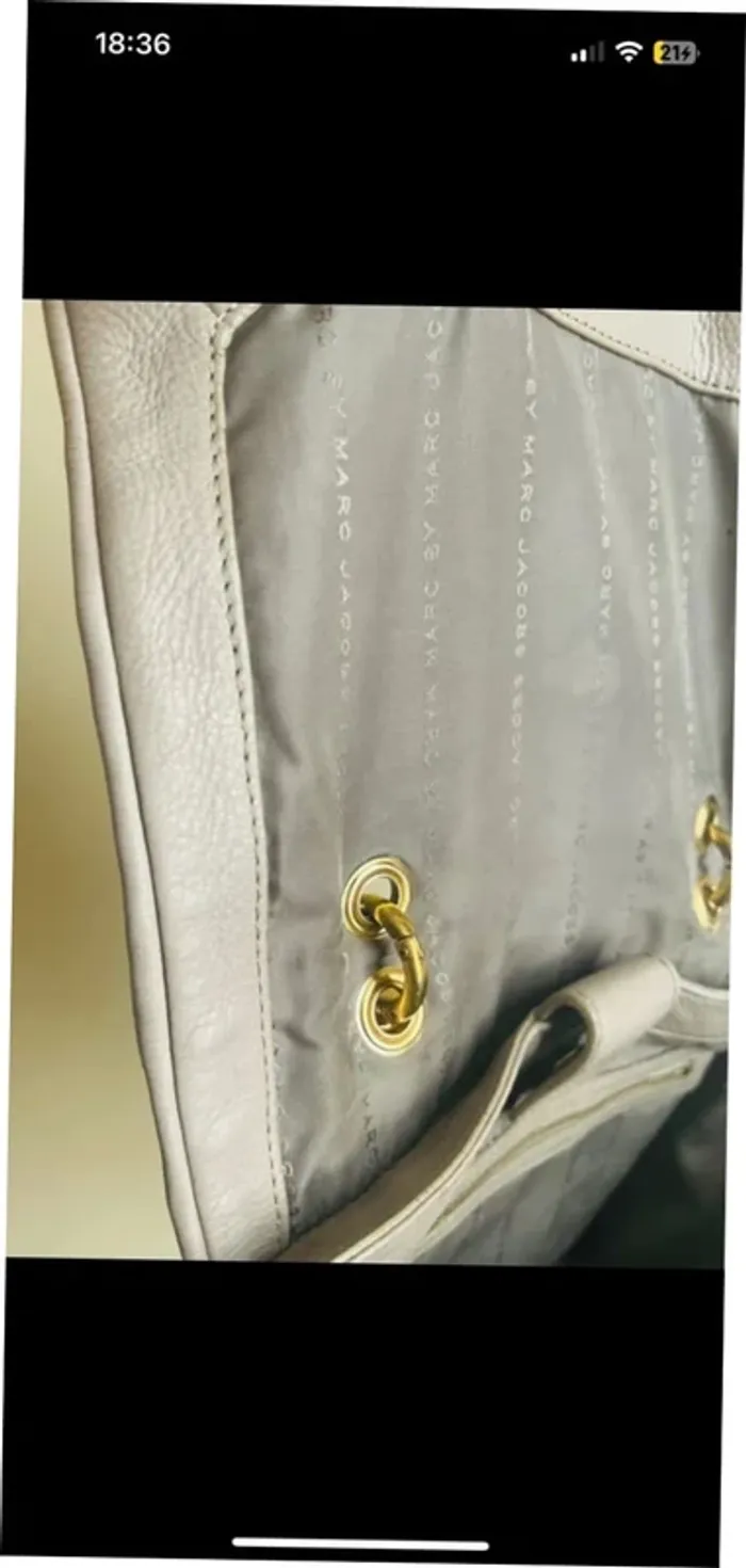 Sublime sac en cuir marc jacobs modèle « too hot to handle » - photo numéro 12