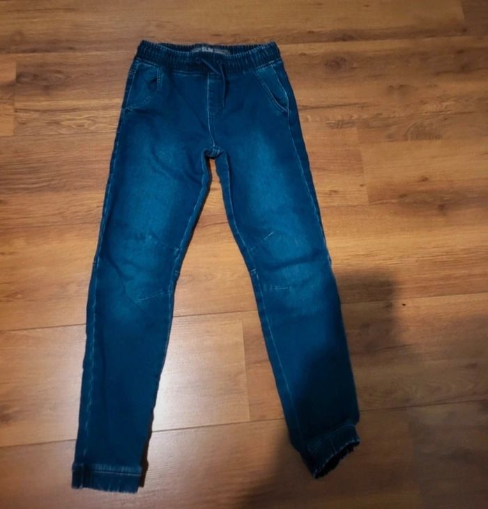 2 pantalons jogger taille 10/11ans - photo numéro 2