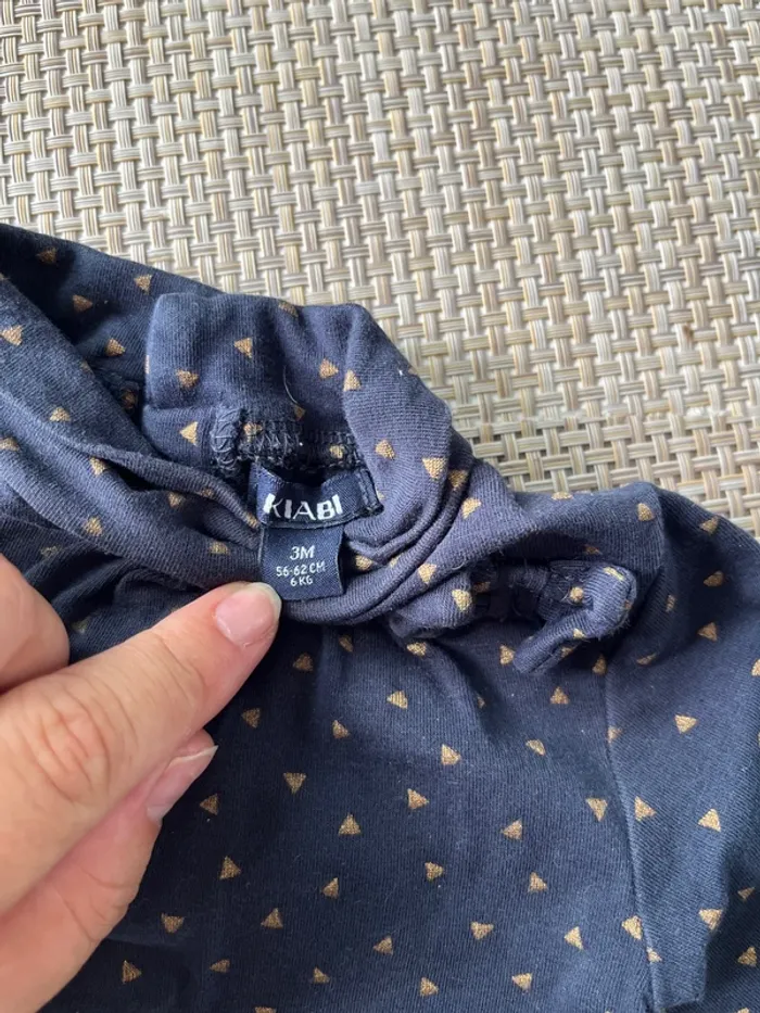 Sous pull motif triangle 3 mois - photo numéro 3