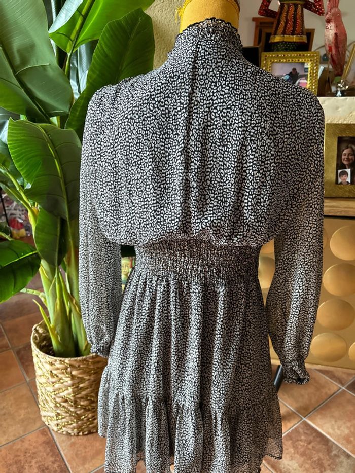 Vestido leopard print Zara - photo numéro 4