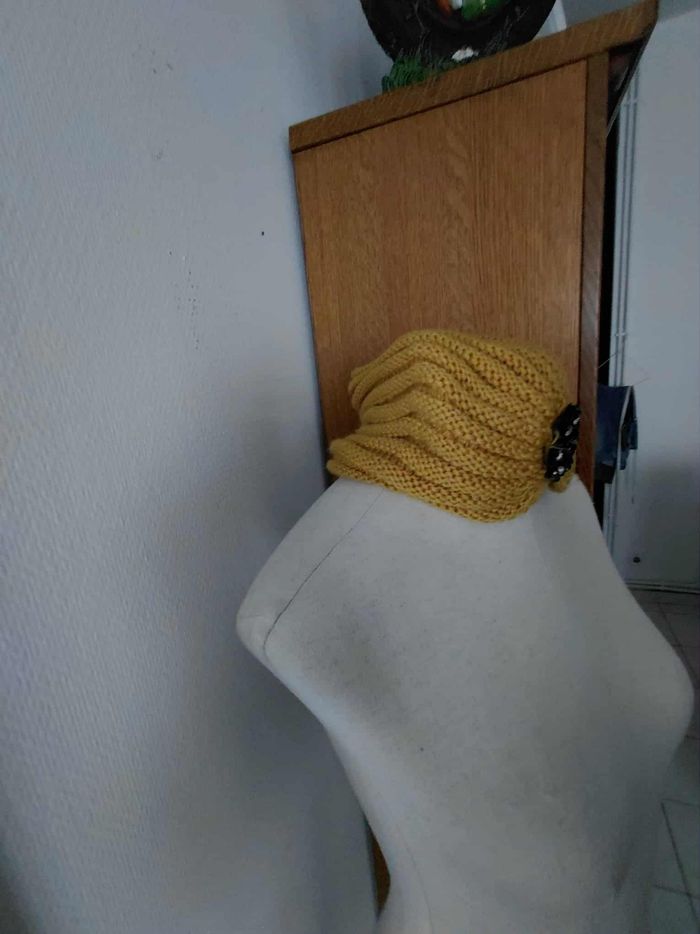 Très joli bonnet femme T U - photo numéro 4