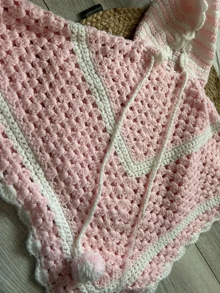 Châle poncho crochet - photo numéro 3