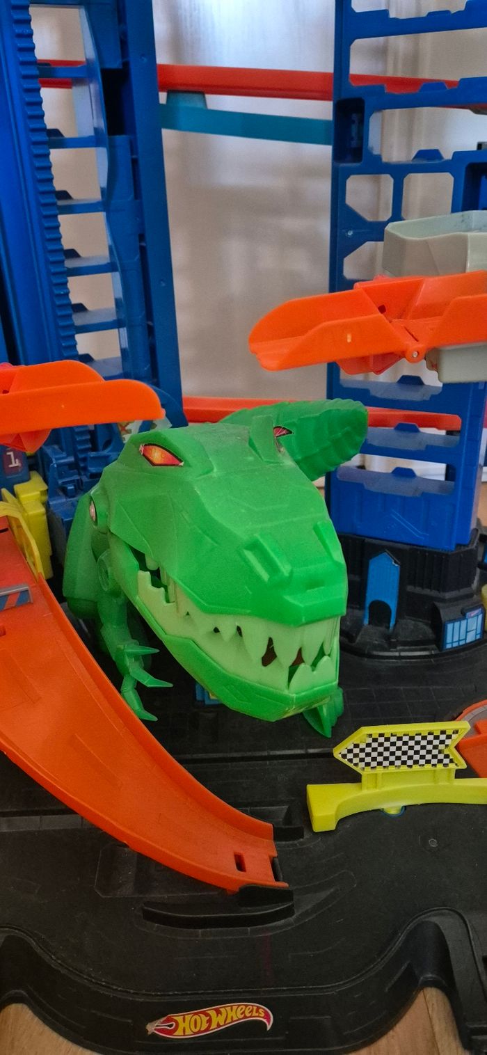 Garage Hot Wheels Ultimate T-Rex - photo numéro 3