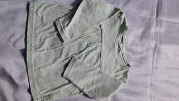 Tunique tee-shirt vert pâle et motifs blancs 12 mois