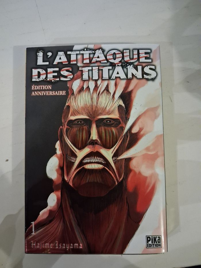 Tome 1 Attaque des Titans édition anniversaire