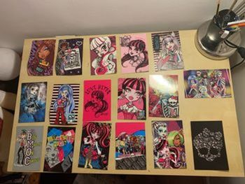 Lot de 65 images Monster High à collectionner Panini 2011