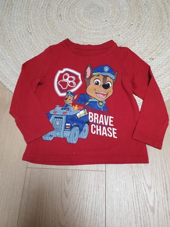 T-shirt a manches longues taille 3 ans