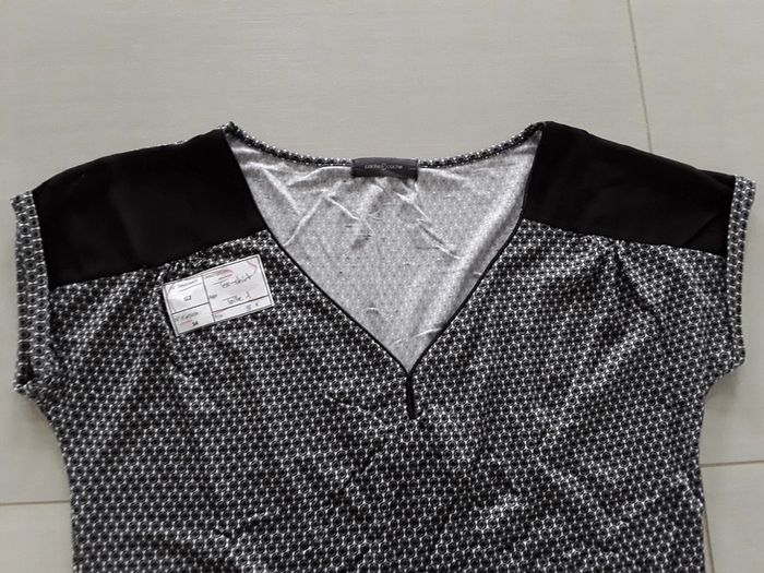 Tee-shirt taille 1 - photo numéro 2