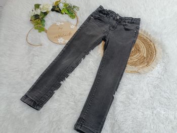Jeans 5/6 ans fille