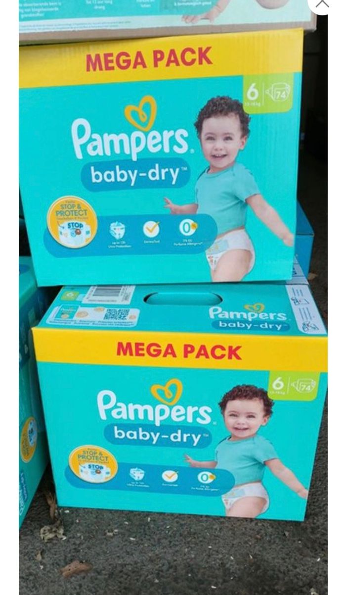 Couche Pampers taille 6
