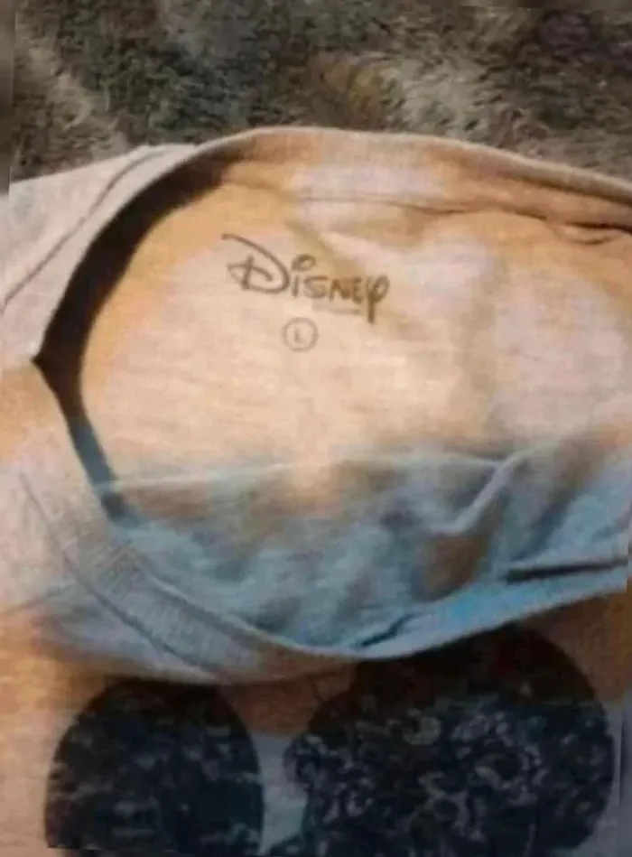 Sweat  minnie  disney  taille L - photo numéro 4