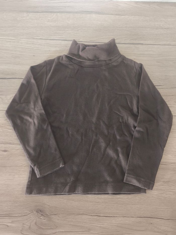 Tee-shirt manches longues sous pull col roulé 4 ans - photo numéro 2