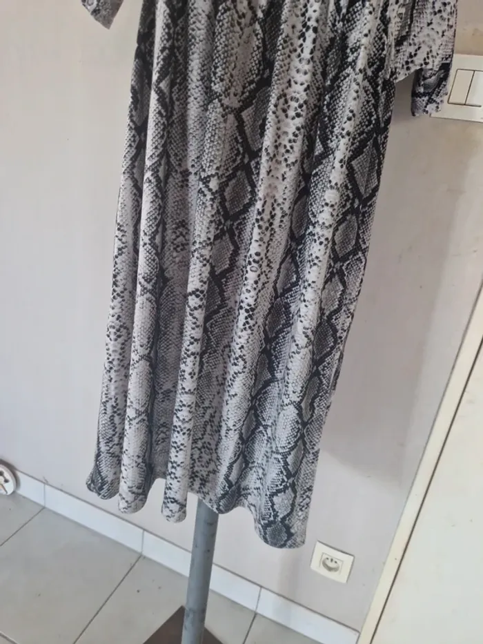 Robe longue asos taille 40 très bon etat - photo numéro 4